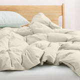 The feather goose down comforters are covered in the subtle touch of cream hues. Bring lavish comfort to your personal space with these feather goose down comforters.