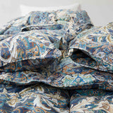 The Paisley pattern, inspired by the Tree of Life, symbolizes good luck and prosperity, while also bringing a subtle elegance to your bedroom.