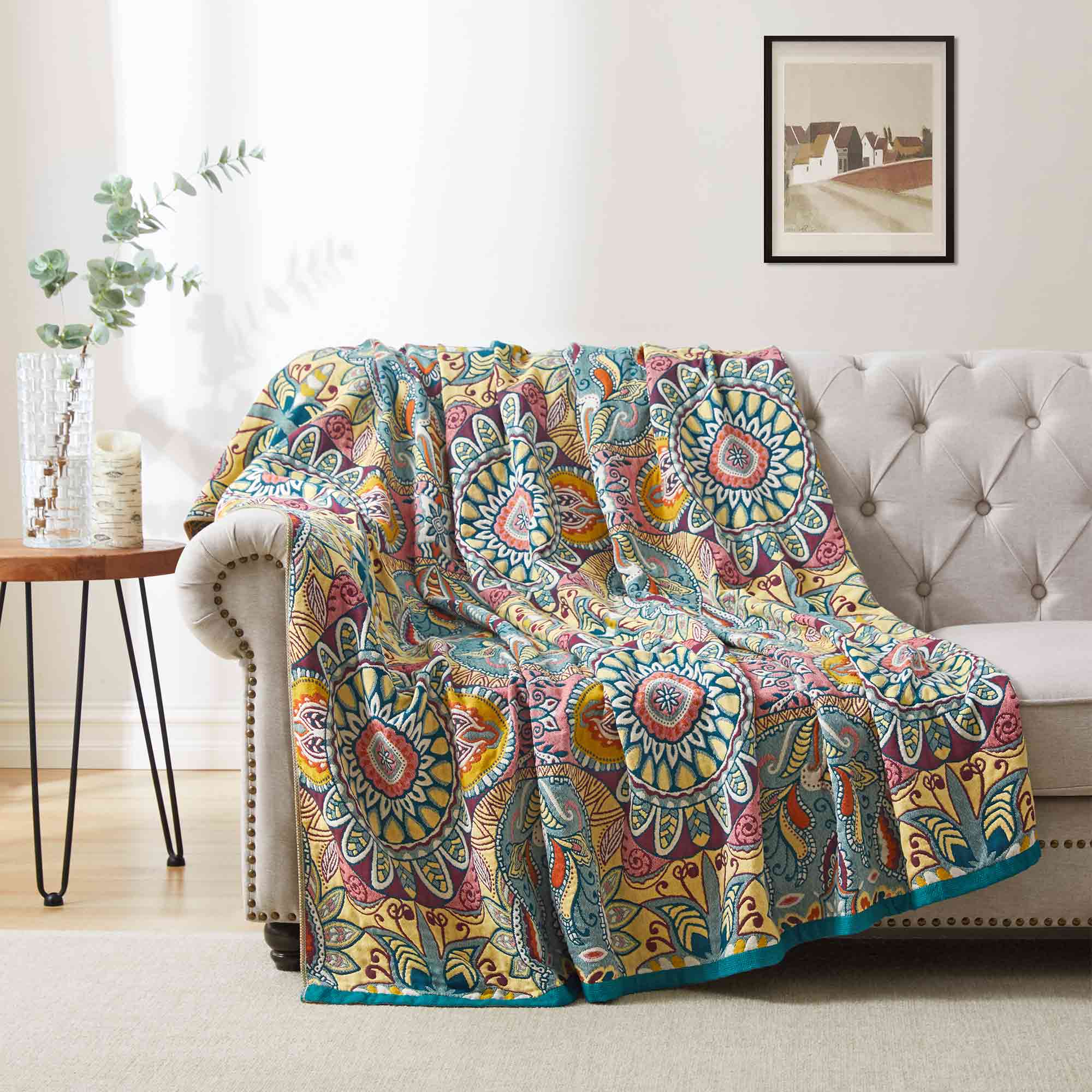 The beautiful blanket for your couch comes in the colorful shades and patterns of sunflowers. Welcome mirth and happiness to your living space with this bed throw blanket in Sunflower style.