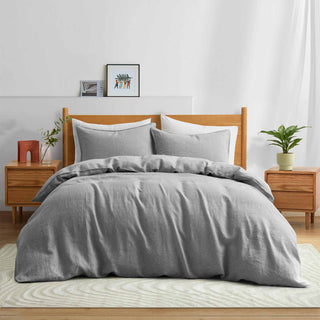 The duvet cover set is colored in the sombre tones of grey. Add a touch of minimalism to your bedroom with this grey duvet cover set.