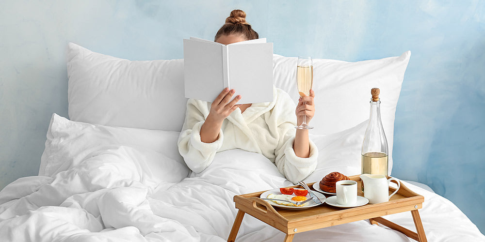 A Down Pillow to Sleep in: 4 Essential Ingredients for the Perfect Night's Sleep
