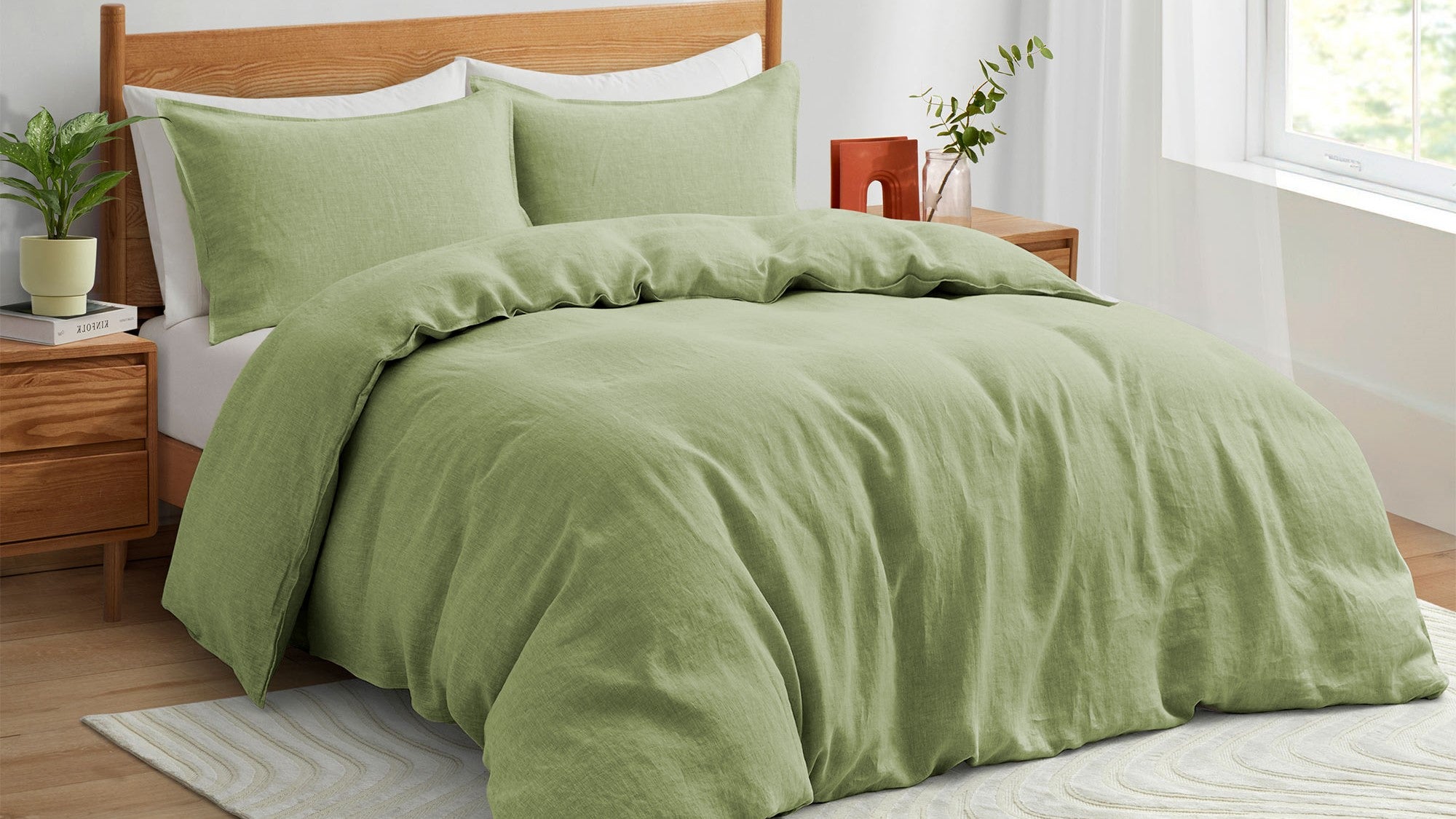 5 Ways to Brighten Up Your Bedroom Space This Spring