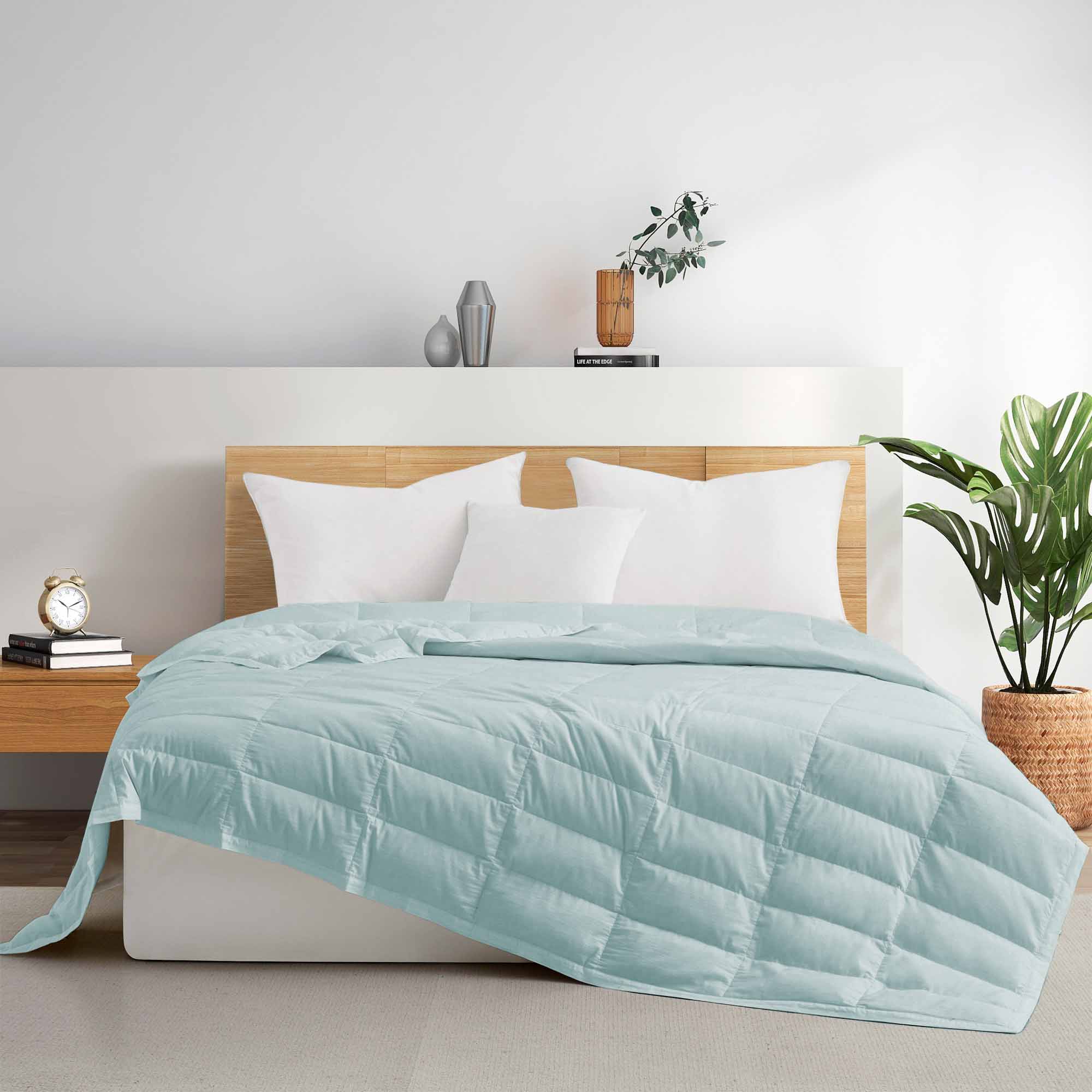 Stay Cool This Summer Season With the TENCEL™ Lyocell Cooling Down Blanket