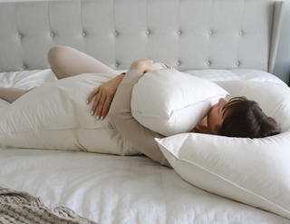 The Ultimate Pillow Guide: Finding Your Perfect Sleep Partner: Classic vs. Gusseted