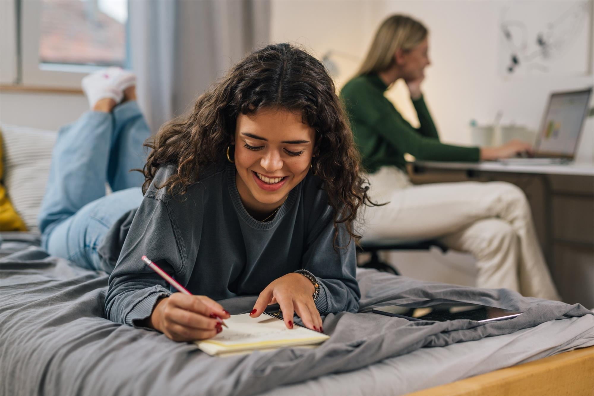The Ultimate Dorm Room Bedding Checklist for a Fresh Start