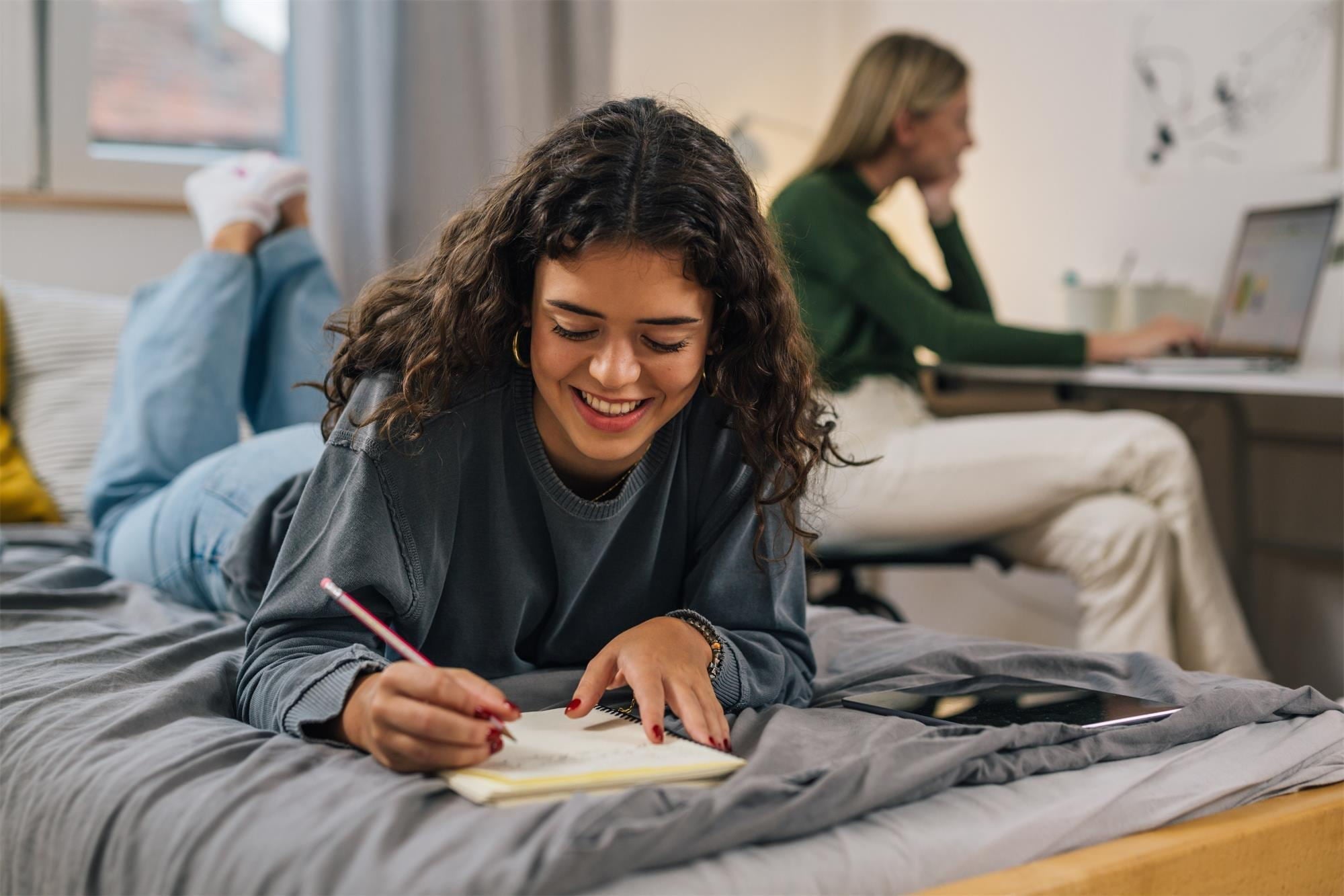 The Ultimate Dorm Room Bedding Checklist for a Fresh Start