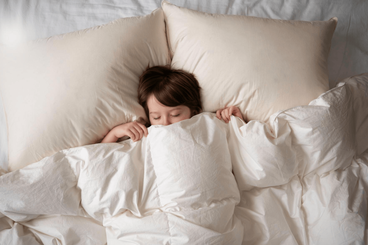 Bedding Basics: How to Fluff a Pillow