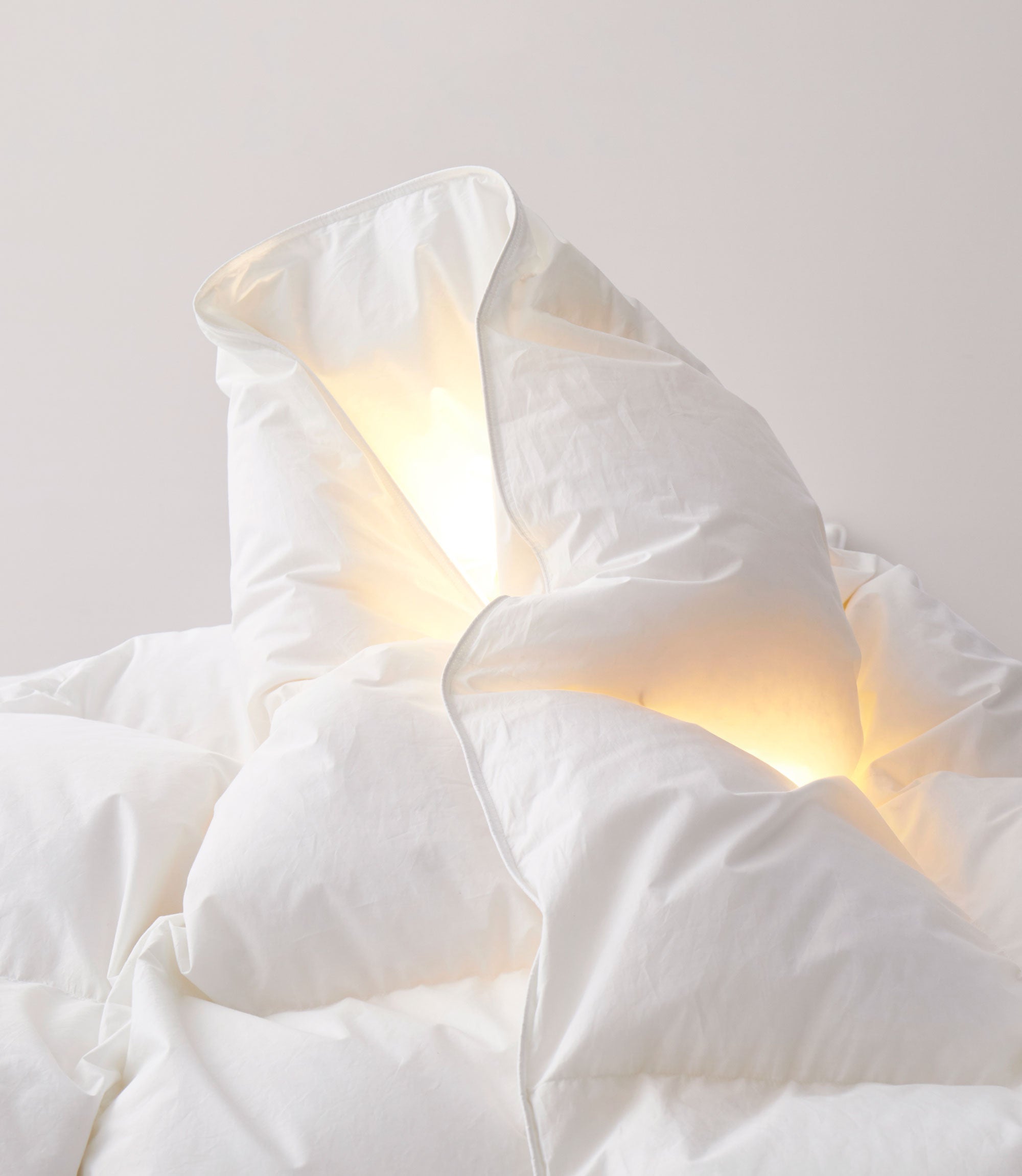 Puredown Lightweight Down Alternative Comforter – product image