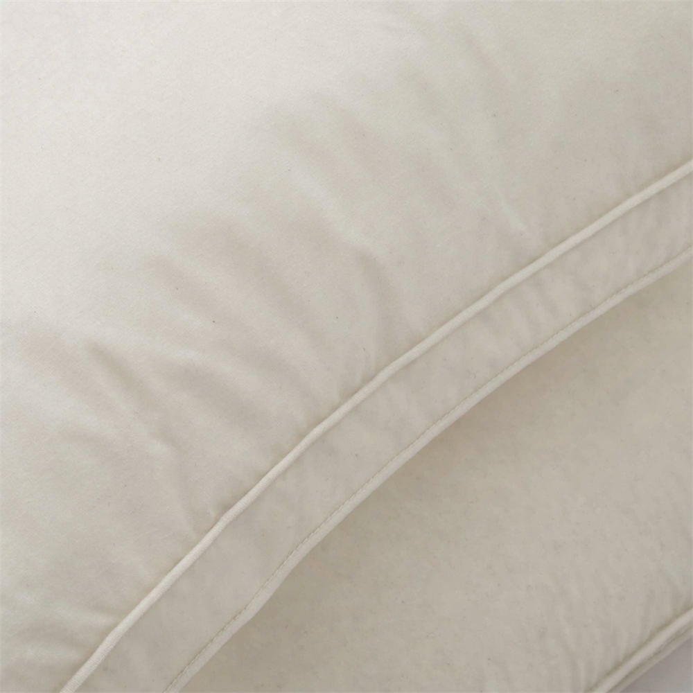 Engineered in Japan to deliver superior sleep comfort and an elevated loft, this pillow is thoughtfully designed to promote optimal spinal alignment and provide ample neck support. It’s an ideal choice for side sleepers, effectively reducing pressure points for enhanced comfort throughout the night.