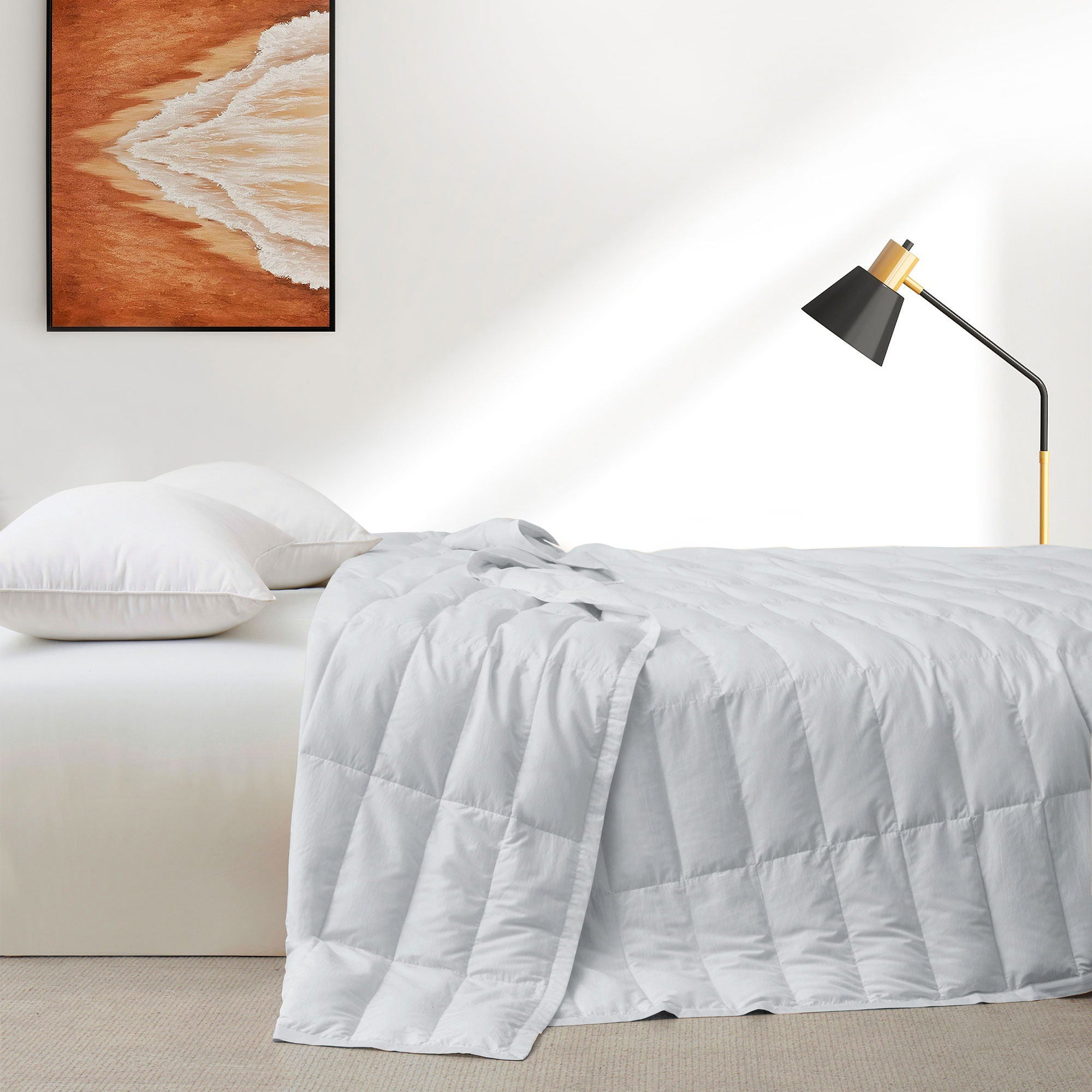 The down blankets is enveloped in gentle shades of grey. Bring a classy flair to your personal space with these tencel lyocell comforters.