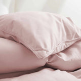 The feather goose down comforter is available in the feminine tones of Pink. Enjoy balanced year-round warmth with this feather goose down comforter.