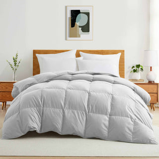 White Goose Feather Fiber and Down Comforter