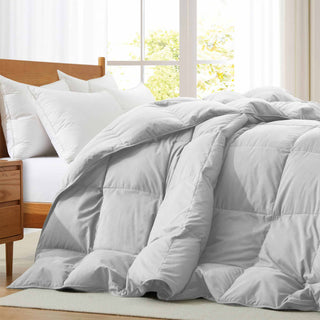 White Goose Feather Fiber and Down Comforter