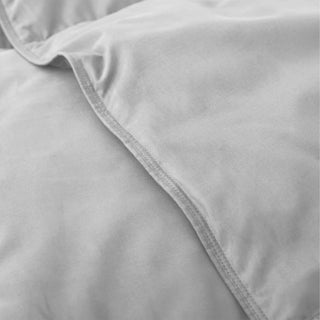 White Goose Feather Fiber and Down Comforter
