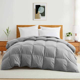 White Goose Feather Fiber and Down Comforter