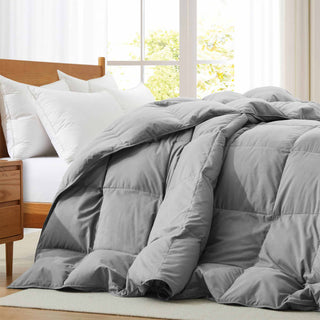 White Goose Feather Fiber and Down Comforter