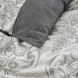 Enchanting strokes of a damask pattern in dark grey shade envelop the beautiful duvet cover set. Bring home the allure of modernism with this duvet set in Dark Grey.