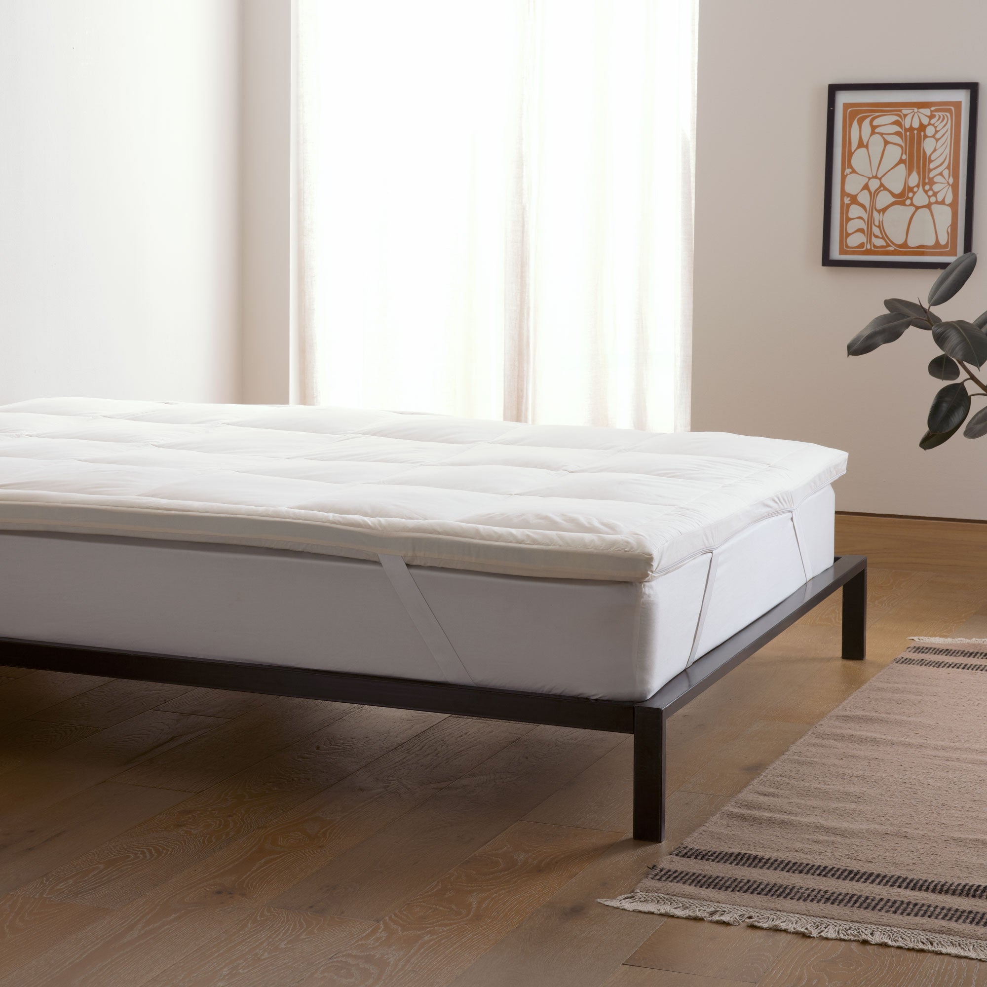 The organic cotton mattress encasement is covered in the serene tones of off-white. Turn your bedroom into a comfortable sleep environment with this washing machine friendly wash cover in off white.