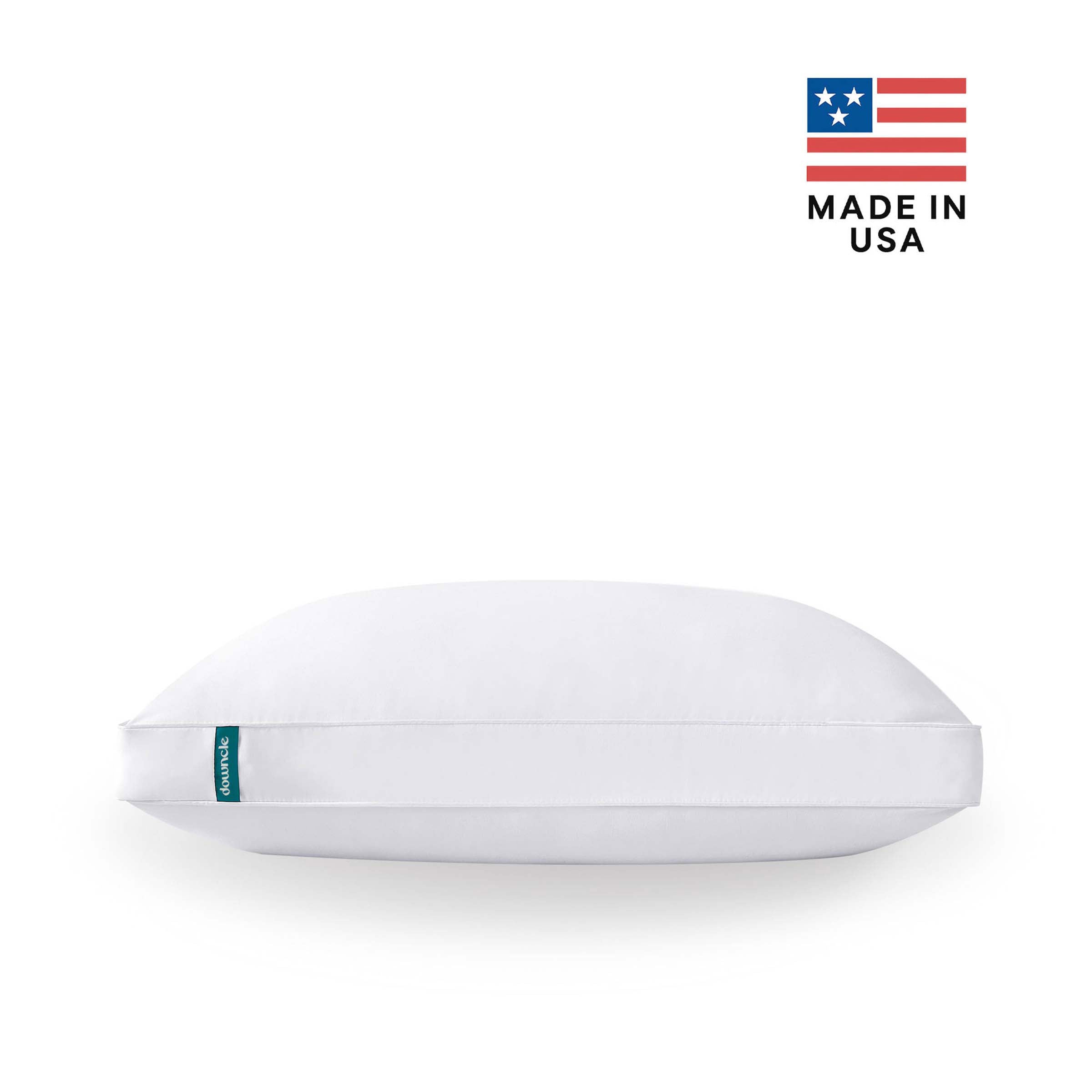 This entire bedding pillow is covered in solid white hues. Add a touch of sophistication to your bedroom with this down goosefeather pillow.
