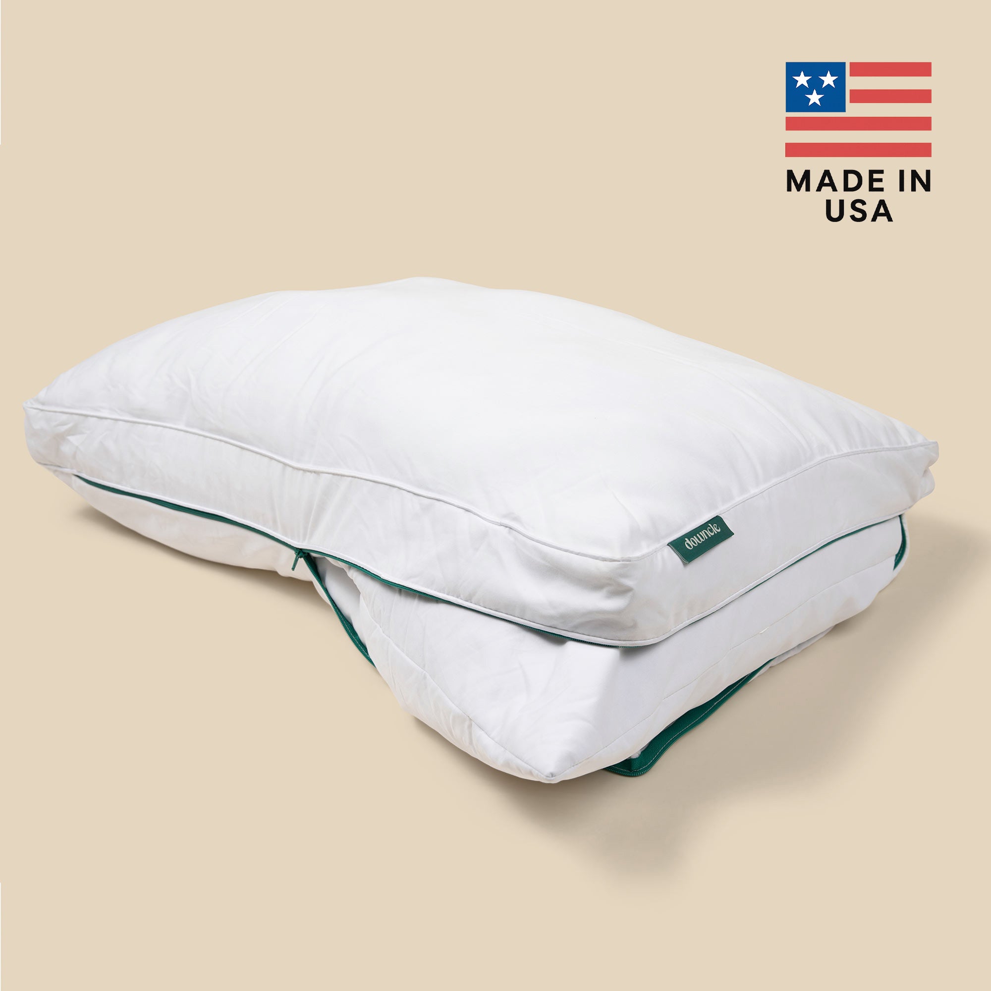 This entire bedding pillow is covered in solid white hues. Add a touch of sophistication to your bedroom with this down goosefeather pillow.