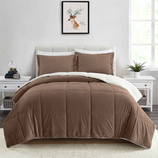 The medium-weight down alternative comforter is brushed in the solid color palette of deep brown. Add a cozy touch of autumnal hues to your bedroom aesthetic with this down alternative comforter.