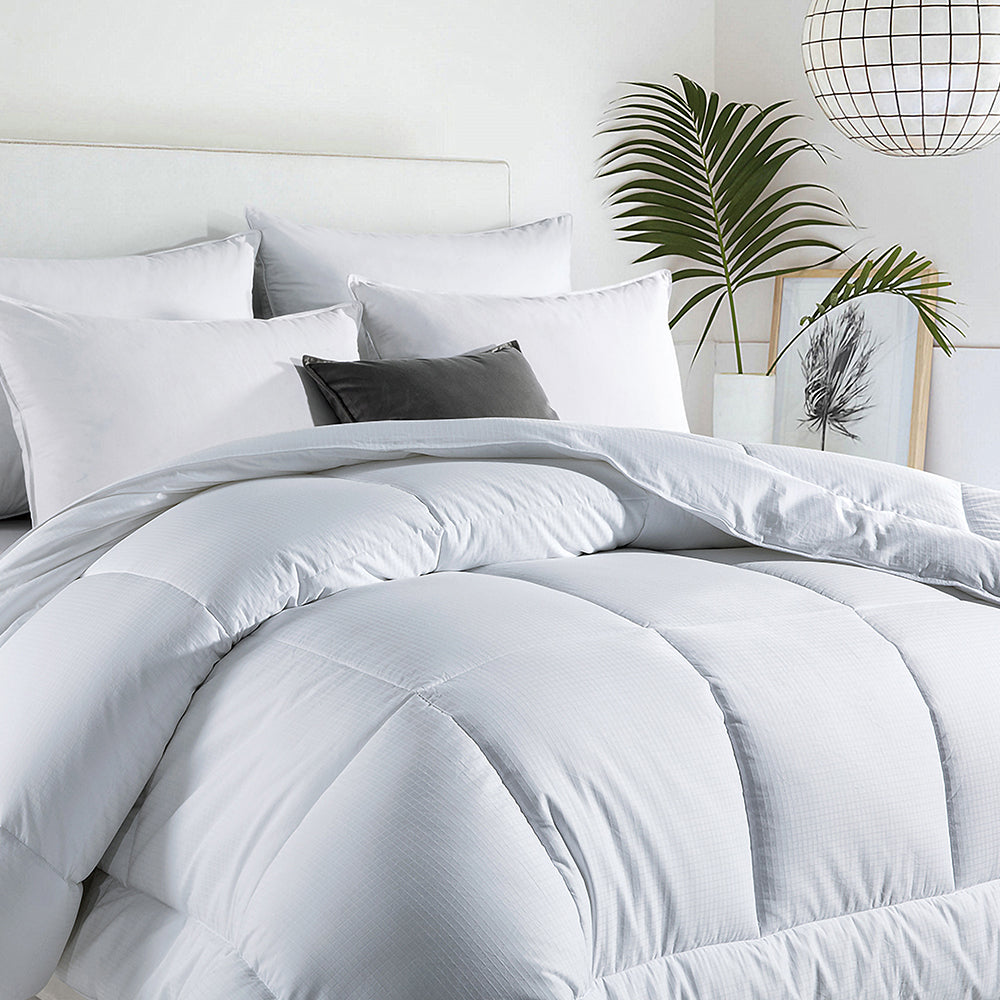 Puredown All Seasons Dobby Square Down Alternative Comforter