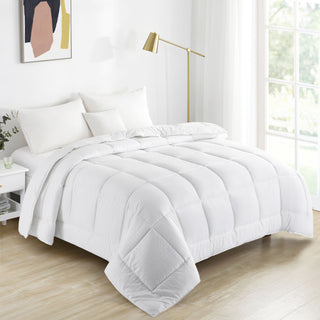 The alternative down comforter is covered in the solid color – white. Bring a touch of style to your modern bedroom decor style with this all season down alternative comforter.