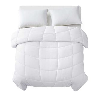 The duvet comforter is covered in the classic colors of white. Bring a fresh touch to your modern bedroom design with this dreamy comforter.