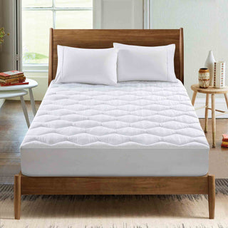The mattress pad is brushed in the wonderful colors of white. Add a touch of contemporary elegance to your bedding space with this white down alternative mattress pad.